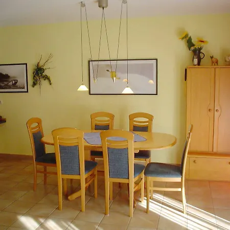 Parkresidenz Am Hafen 11 Apartment Zingst